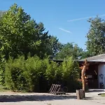 Zoopark Zelcin Alloggio per agriturismo Mělník