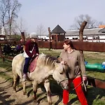 Farma Zoopark Zelcin Mělník