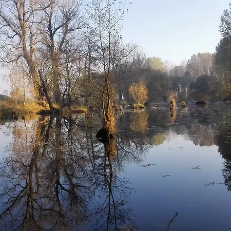 Zoopark Zelčín Alojamento de Turismo Rural *