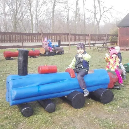 Zoopark Zelcin * Mělník