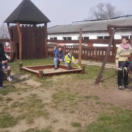 Zoopark Zelčín