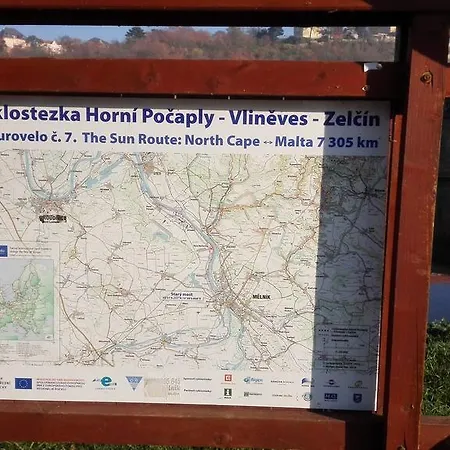 Farmház Zoopark Zelcin Mělník