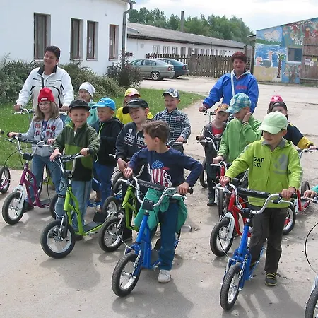 Farmház Zoopark Zelcin *
