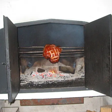 Lantgård Zoopark Zelcin *