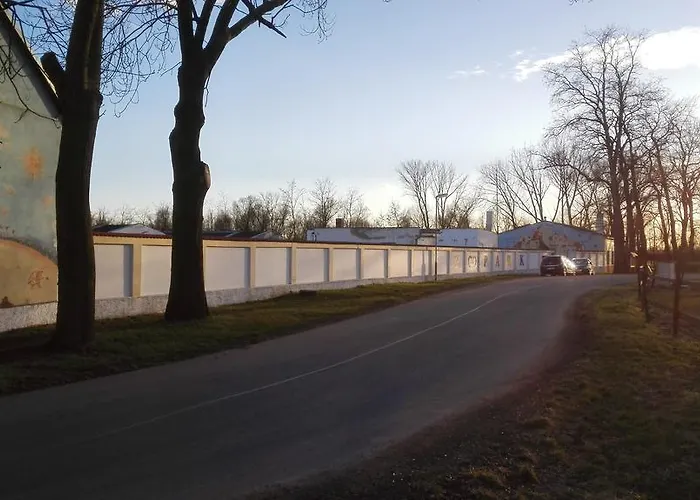 Zoopark Zelcin * Mělník