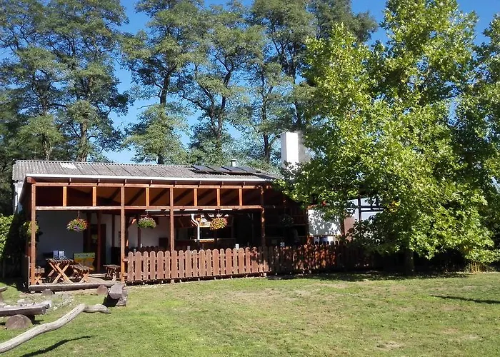 Feriegård Zoopark Zelcin *
